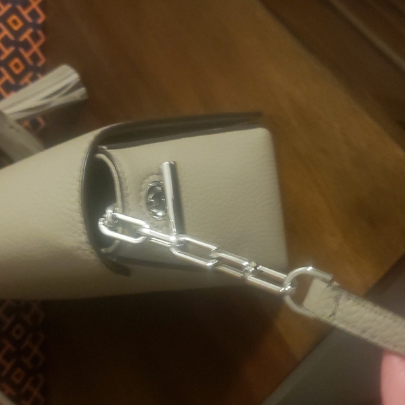 Tory Burch Thea Mini Bag - Picture 3 of 10